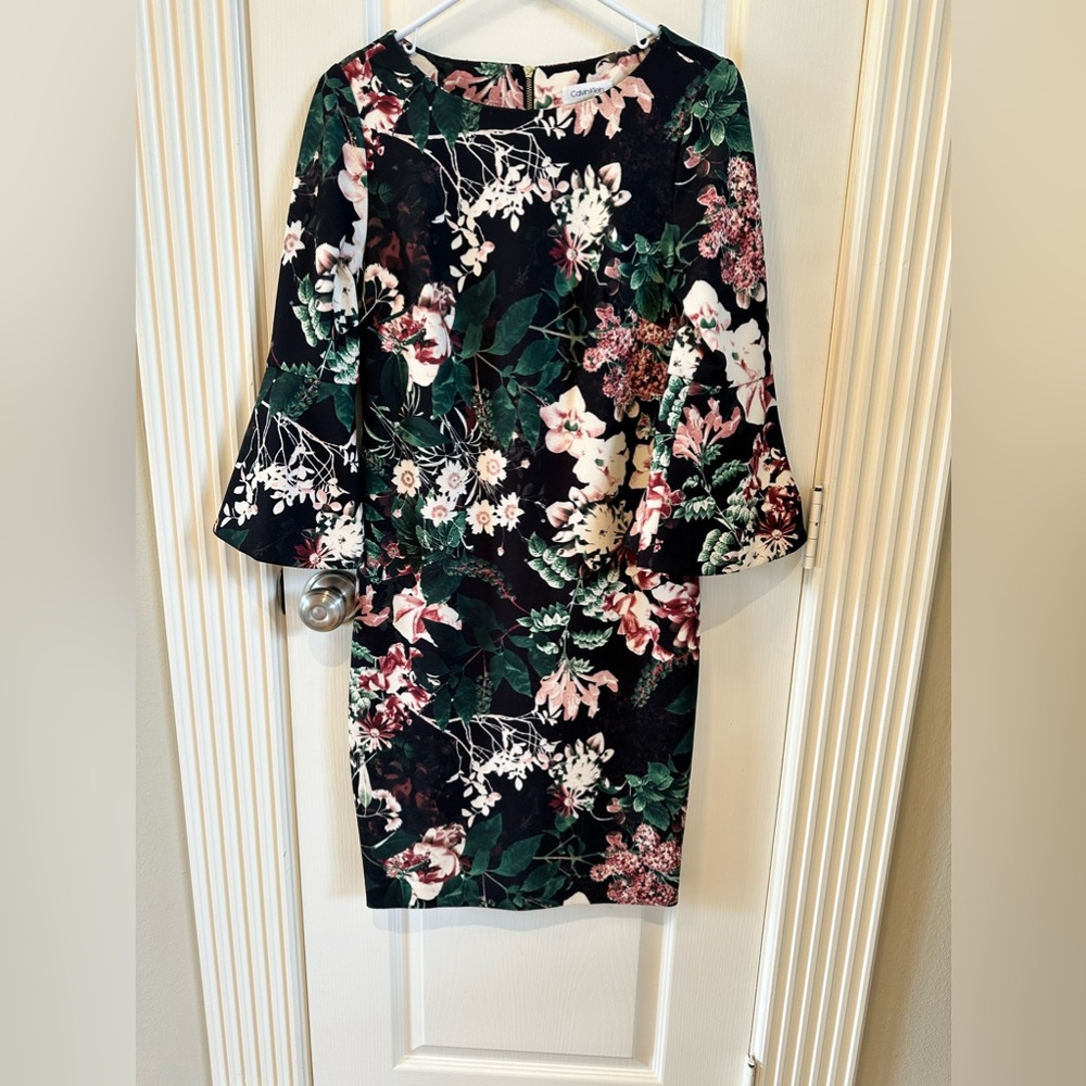 Calvin Klein Bell Sleeve Sheath Dress Sz 6 Black with multi-color pattern